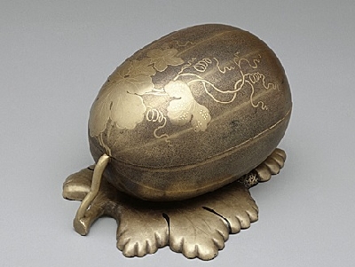 Melon-shaped incense container_late17c_versailles.jpg