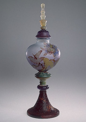 1889_Vase_Passionflower.jpg